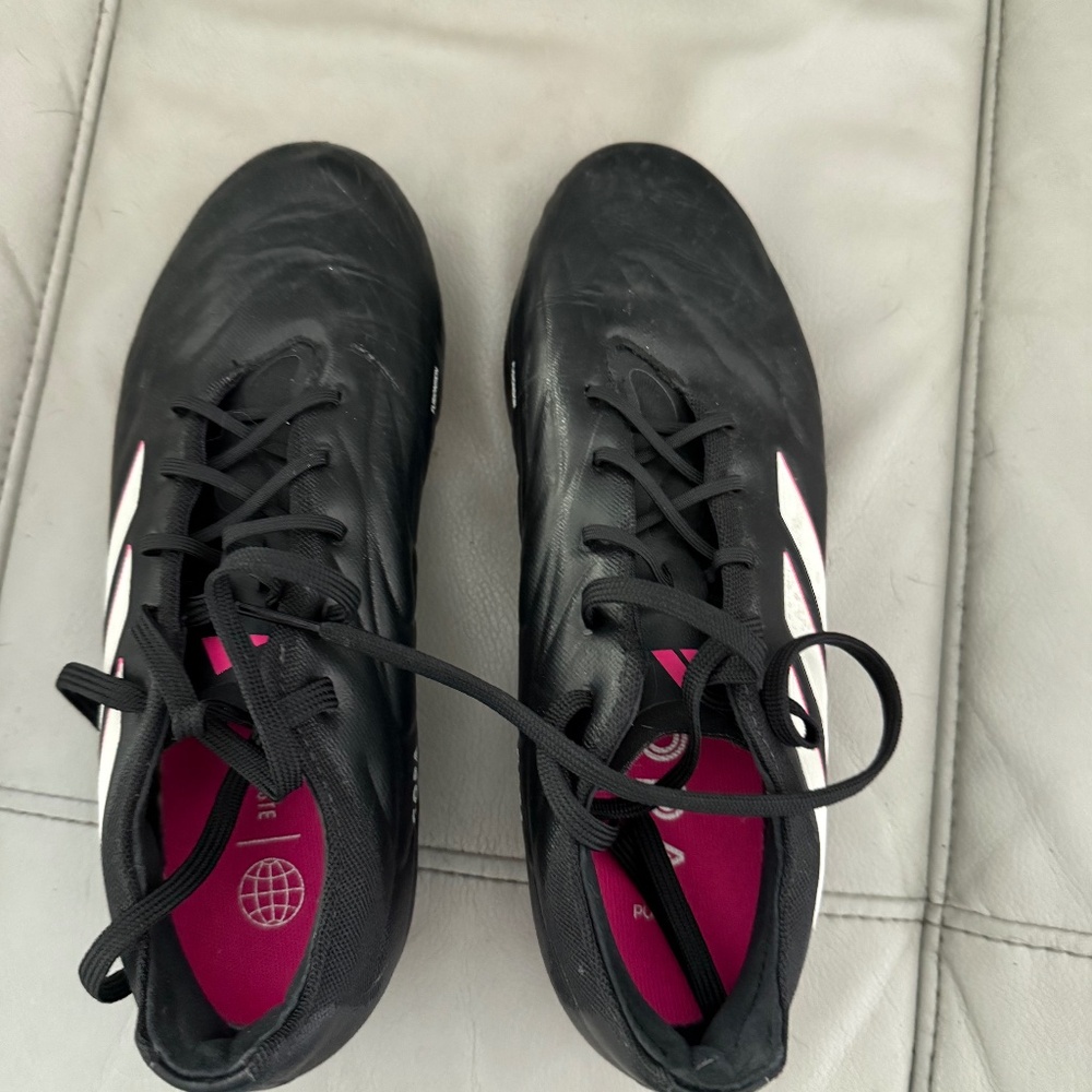 Girls cleats